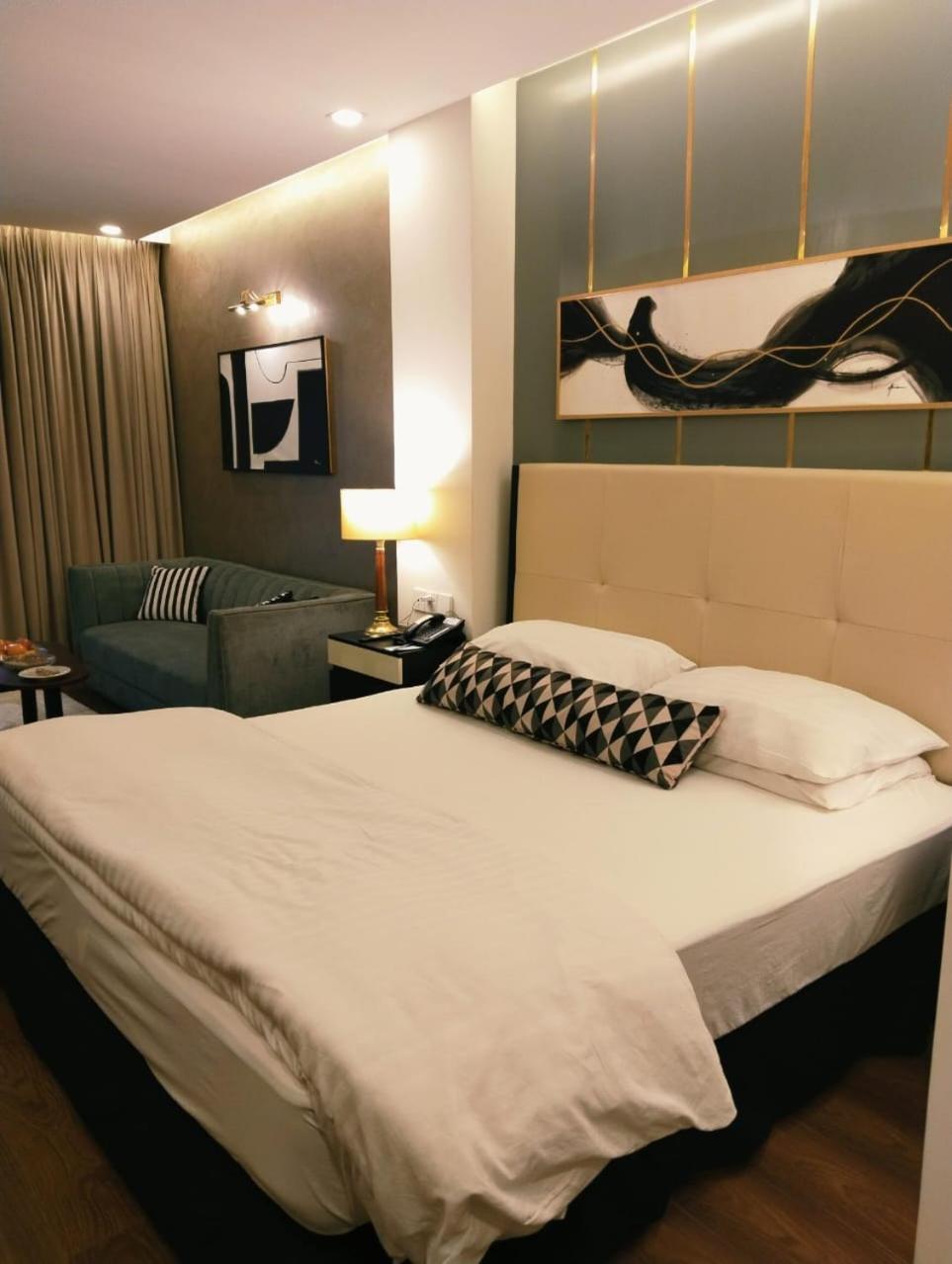 Hotel Crown Plaza Islamabad Zewnętrze zdjęcie