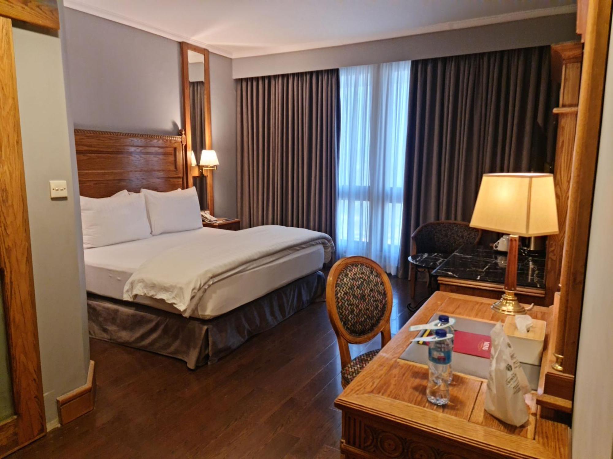 Hotel Crown Plaza Islamabad Zewnętrze zdjęcie